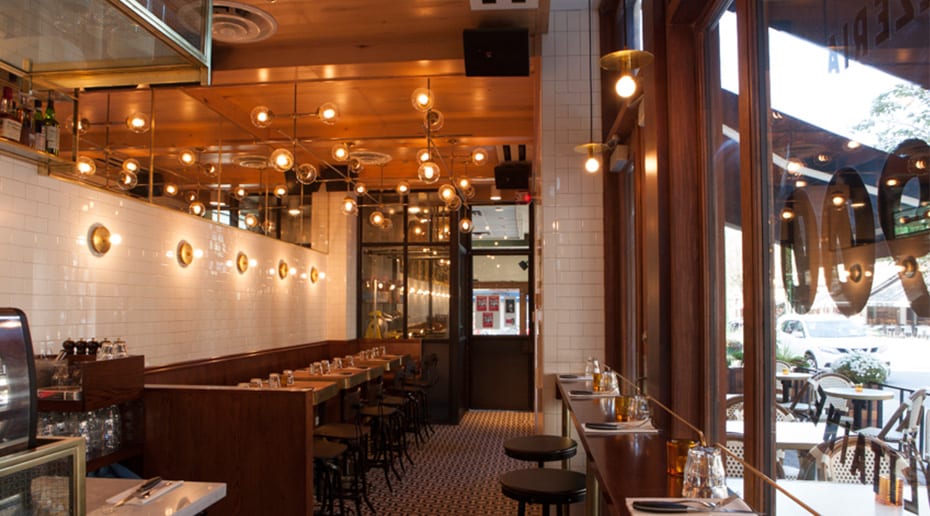 Neapolitan Pizzeria No 900 in St-Lambert