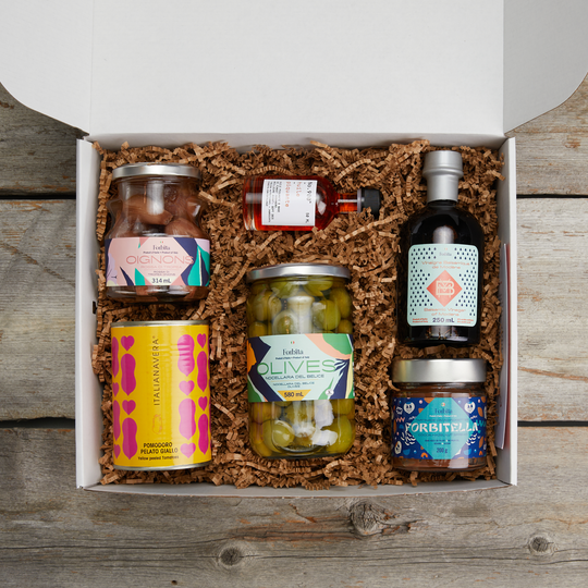  Holiday Gift Box for Foodies